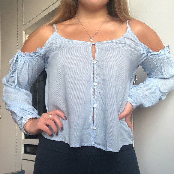 H&M Button down flowy chic top - Picture 3 of 6